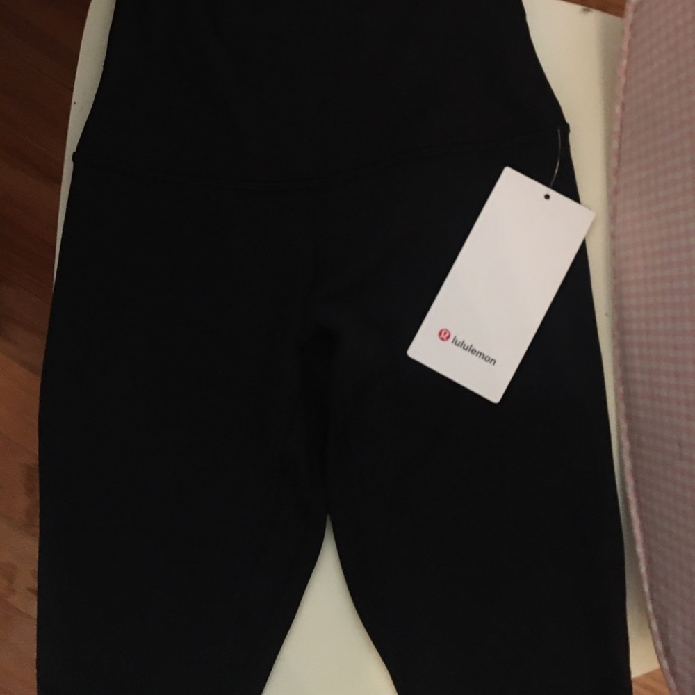 Lululemon super high rise short